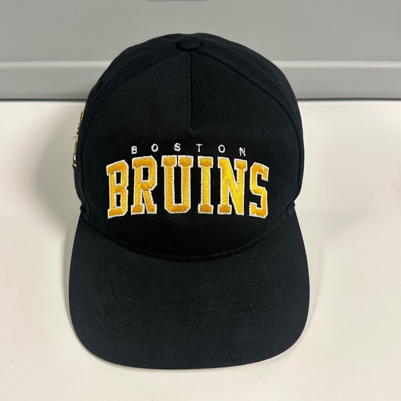 San Diego Other - 47 Brand Boston Bruins Hockey  NHL Official  Black Snap Back